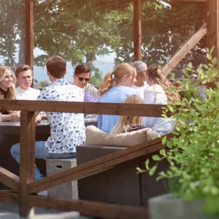 Отель Froya Sistranda