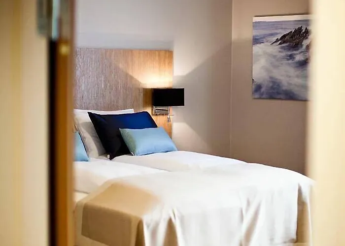 Otel Froya 3*