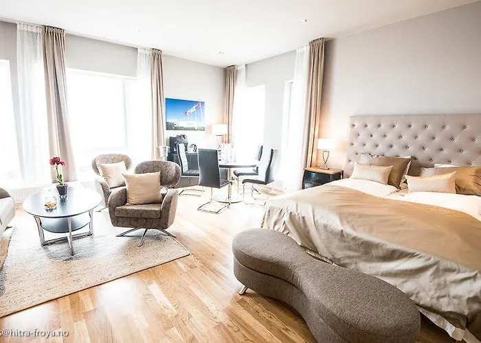 Froya Otel Sistranda