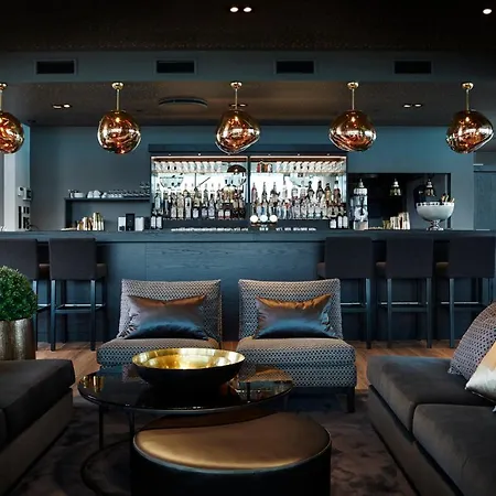 Froya Hotel Sistranda